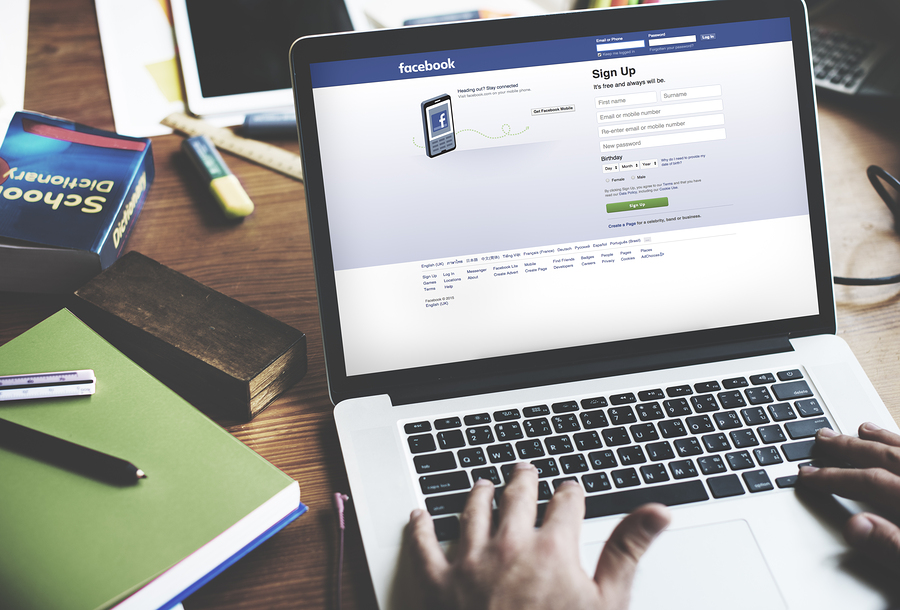 Facebook as a teaching tool to encourage collaboration and creativity