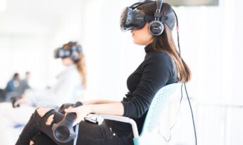 A First in Latin America: Tec de Monterrey Uses Collaborative Virtual Reality  to Teach a Class