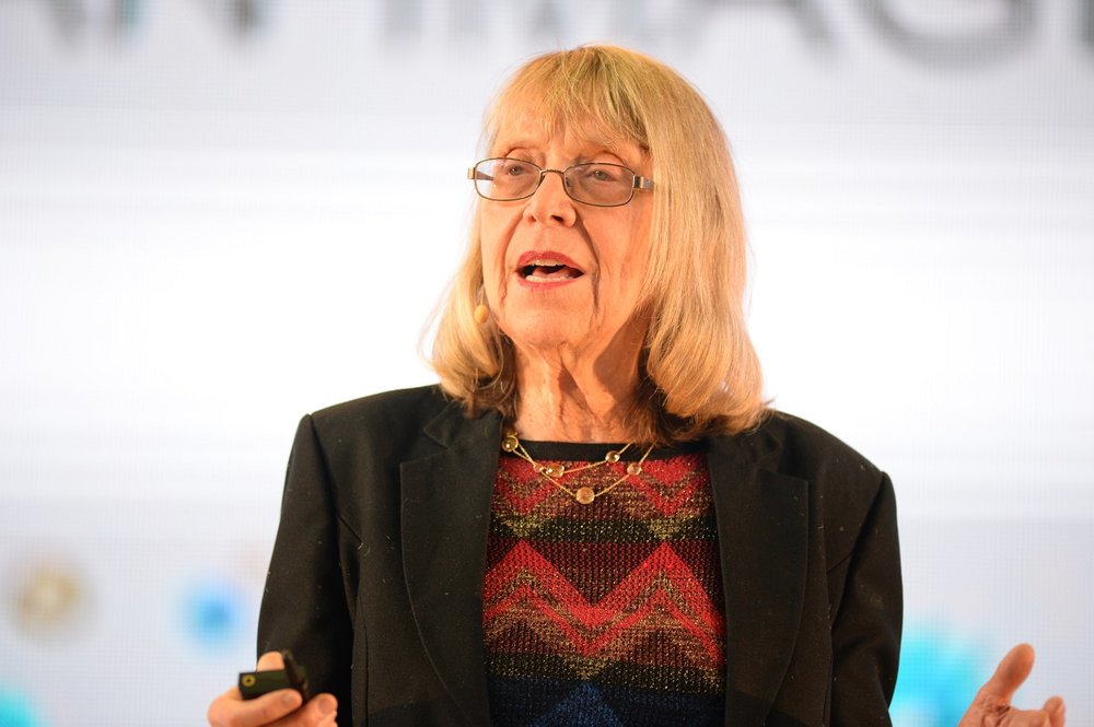 Esther Wojcicki: “Put the student in charge 20% of the time”