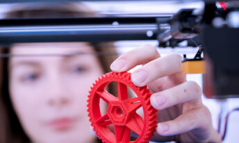 student printing a 3d model
