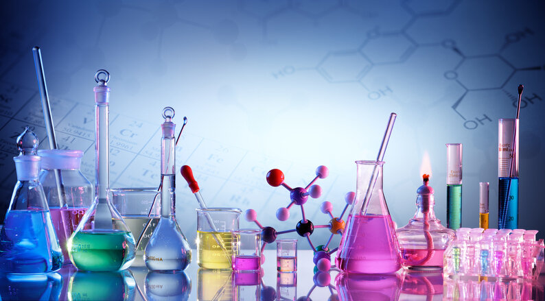 Challenges of Teaching Online Chemistry Courses